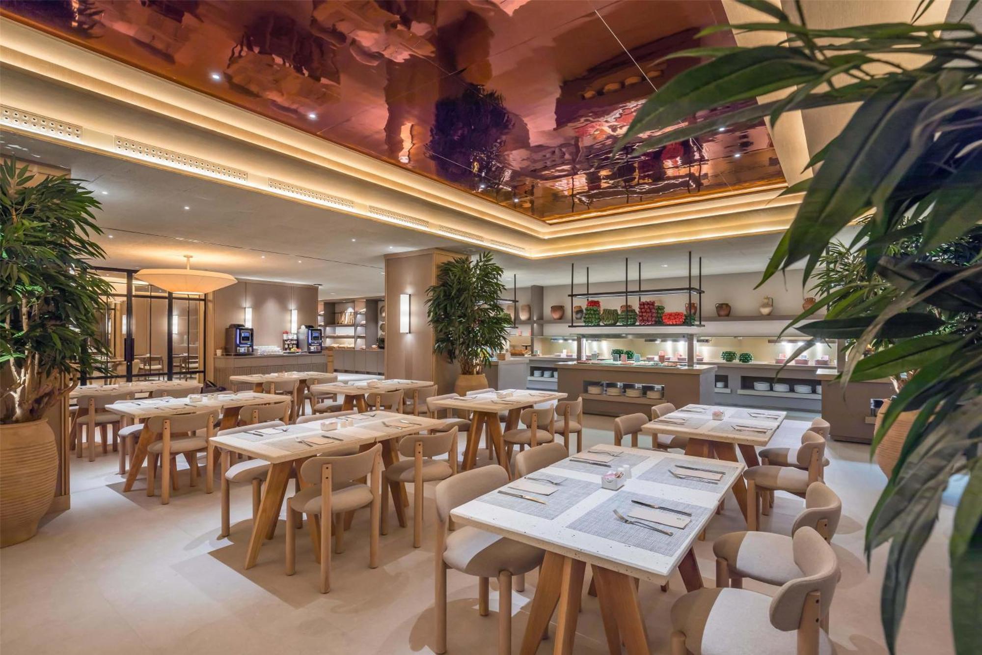 Готель Barcelo Bilbao Nervion Екстер'єр фото