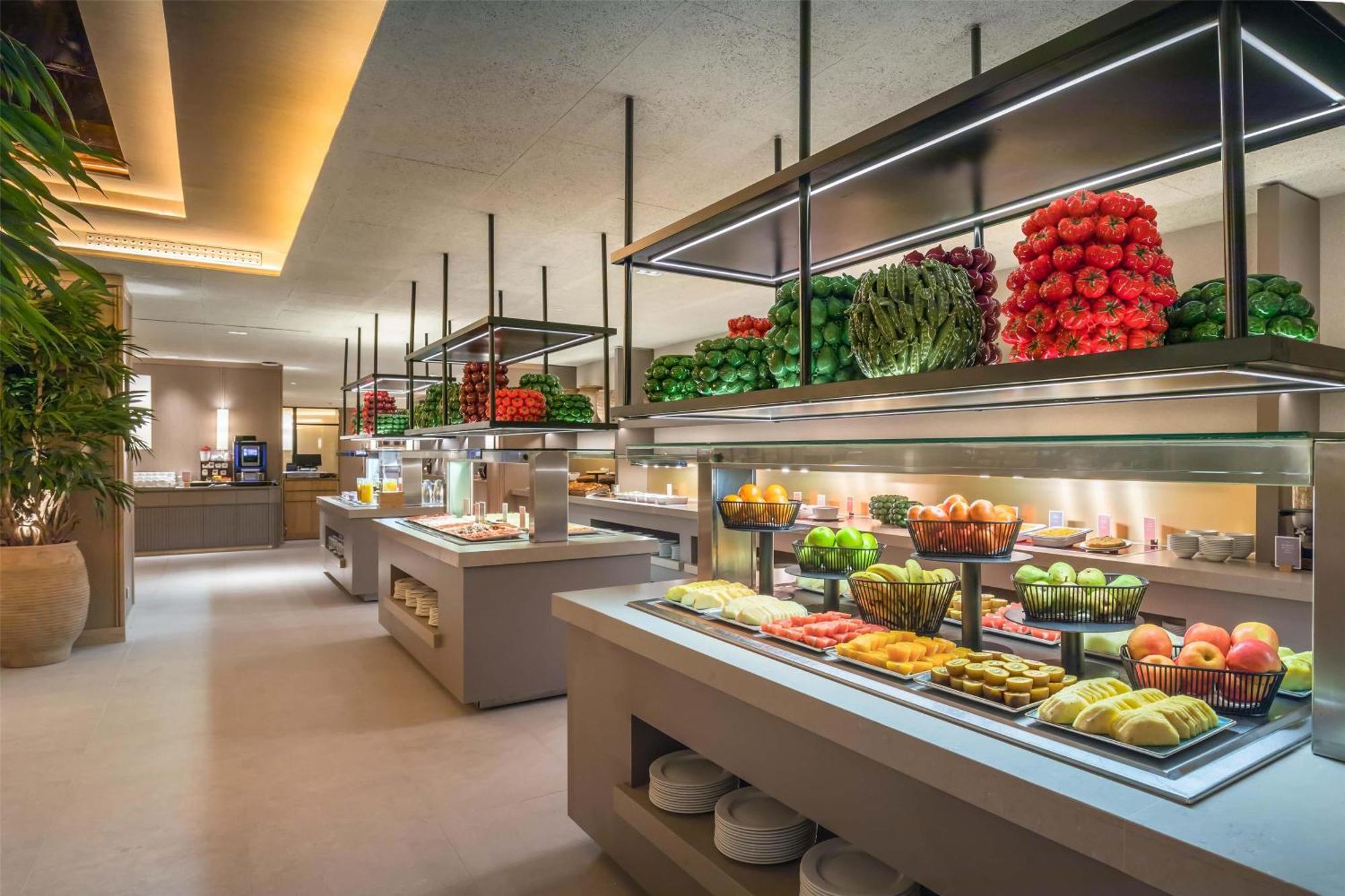 Готель Barcelo Bilbao Nervion Екстер'єр фото